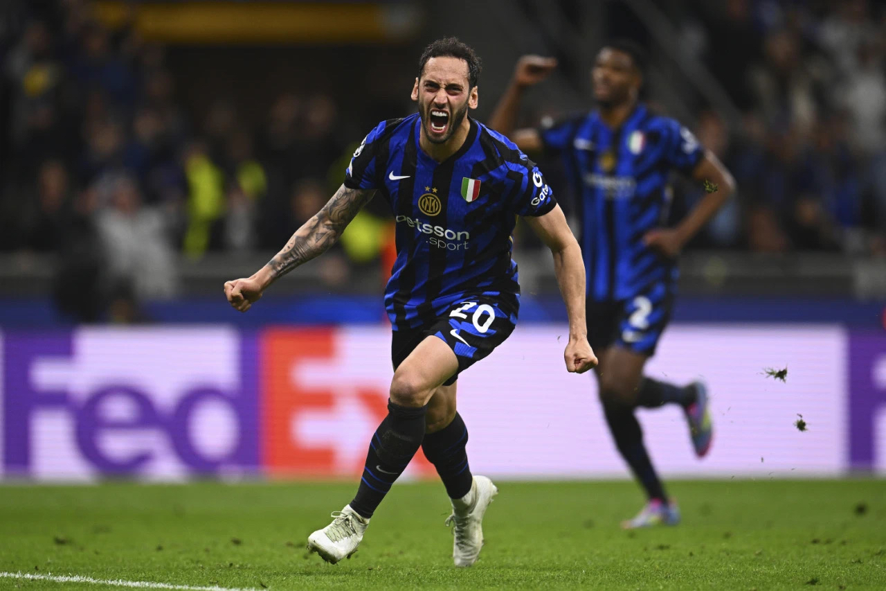 包含今晨突围战来临，巴塞罗那围绕意大利杯完成体检，赛场秩序良好，赛季目标并未改变的词条-开云棋牌